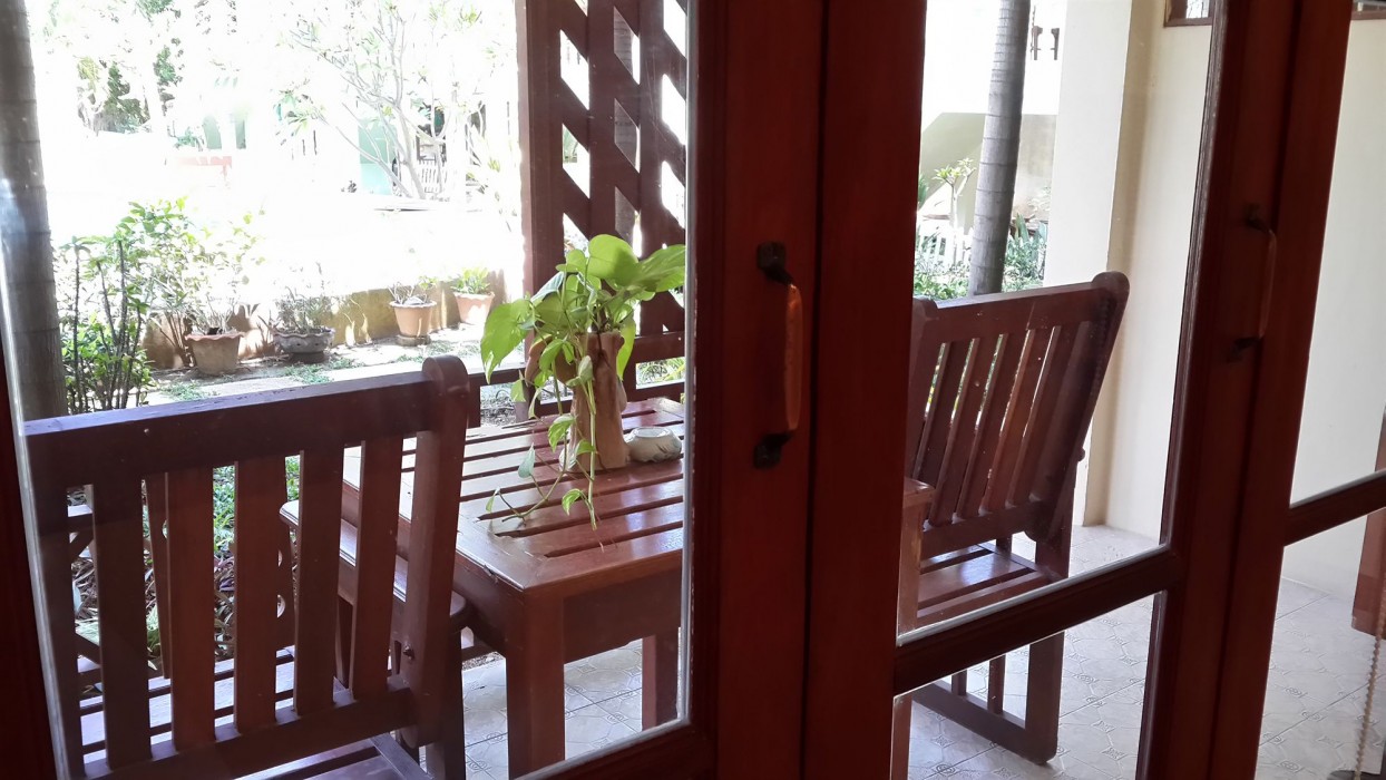 rattana guesthouse and bungalow