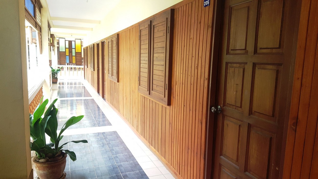 rattana guesthouse and bungalow