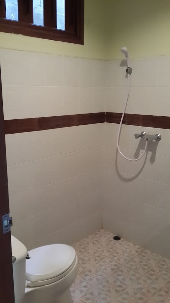 rattana guesthouse and bungalow