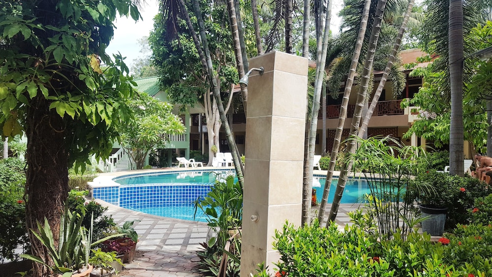 rattana guesthouse and bungalow