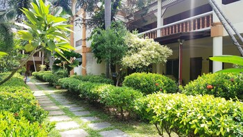 rattana guesthouse and bungalow