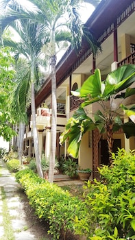 rattana guesthouse and bungalow