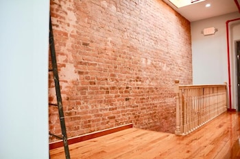 Morris Guest House - Adults Only,New York>>Bronx,3 star