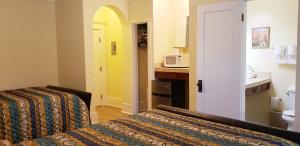 santa paula inn