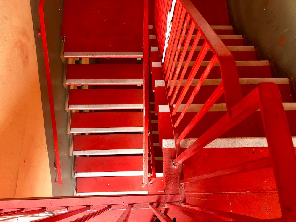 la petite rouge motel