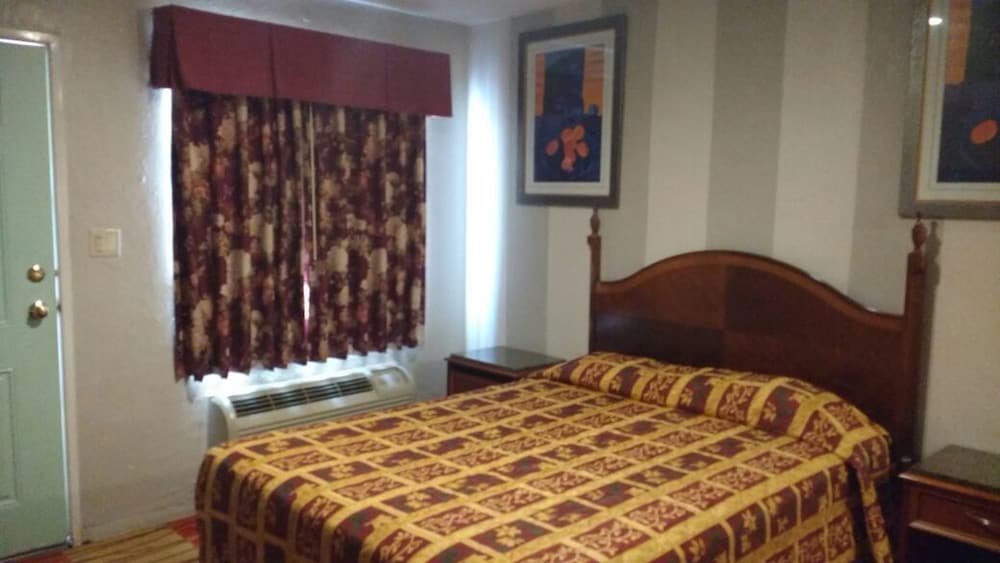 la petite rouge motel