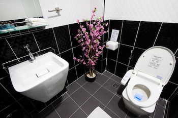 sakura sky residence