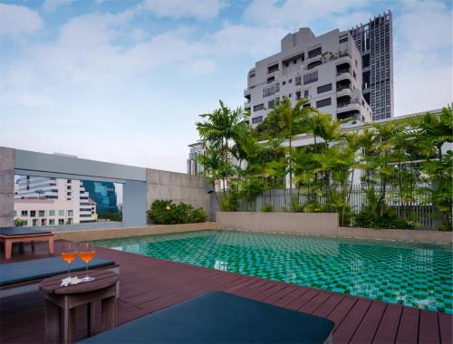 silom lofts hotel