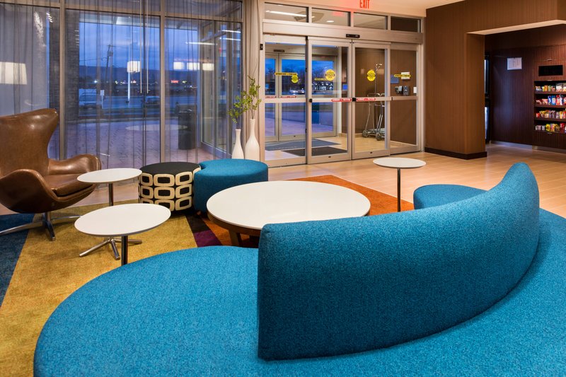 fairfield inn and suites utica