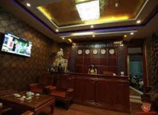 tan truong son hotel