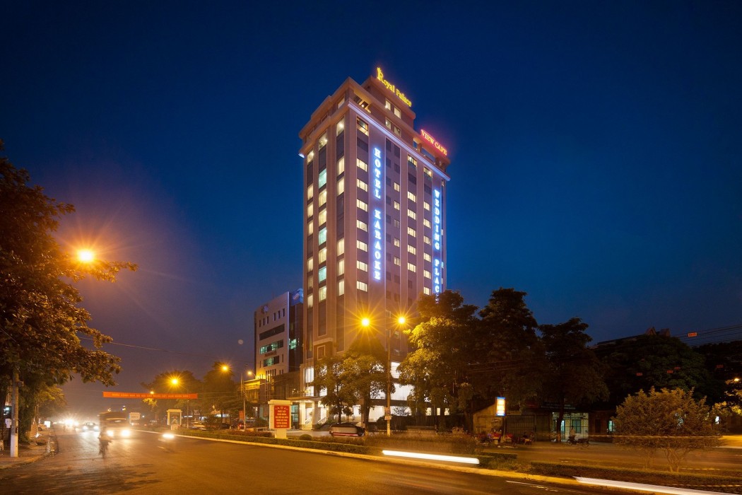 royal palace hotel