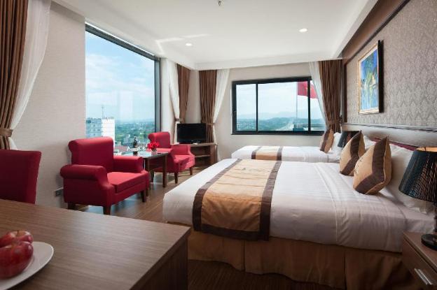 royal palace hotel