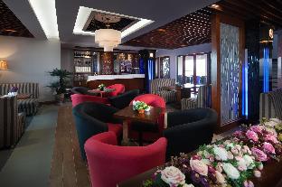 royal palace hotel