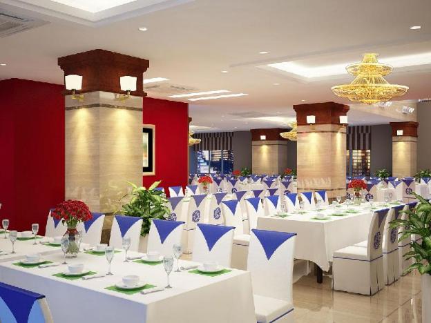 royal palace hotel