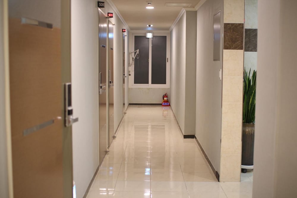 jeju r hotel and guest house hostel