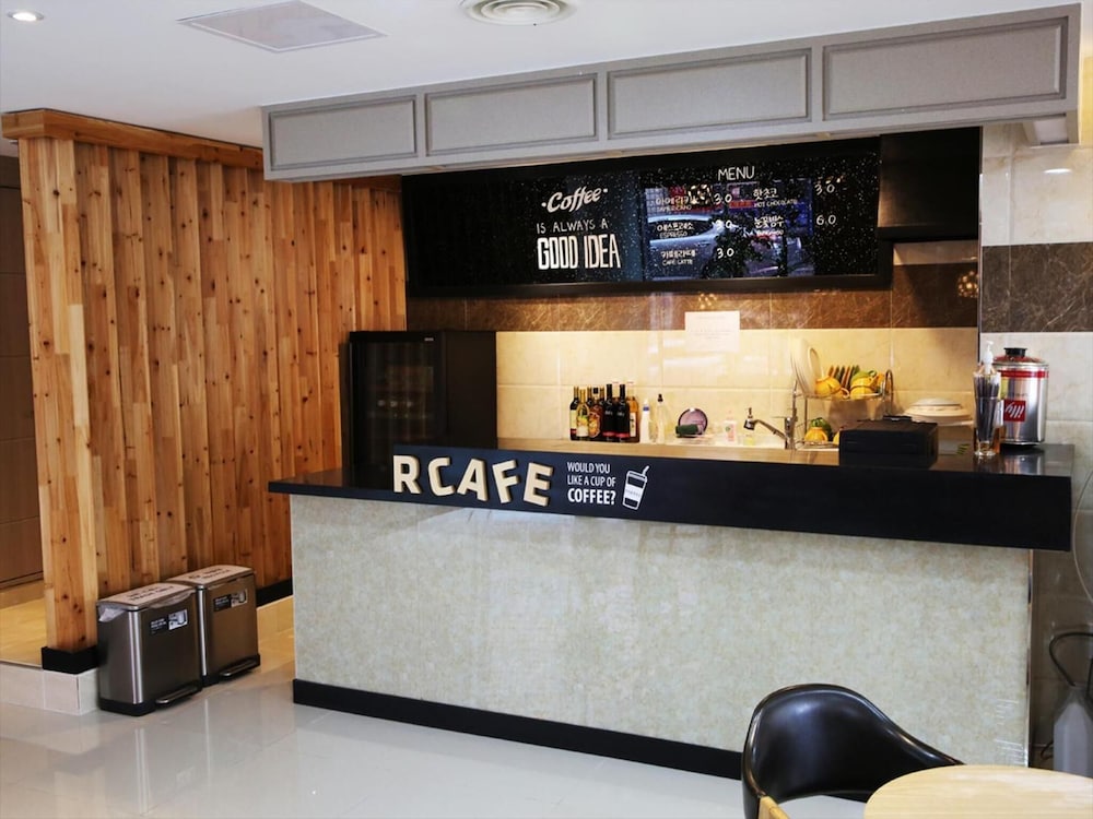 jeju r hotel and guest house hostel