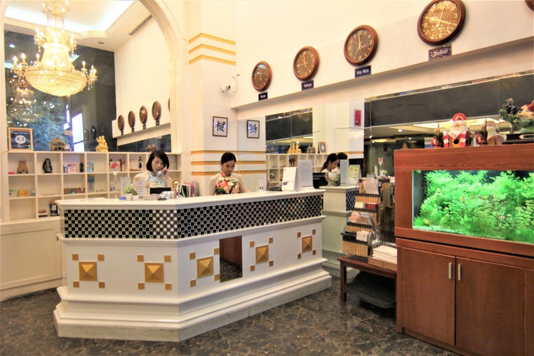 happyland hotel