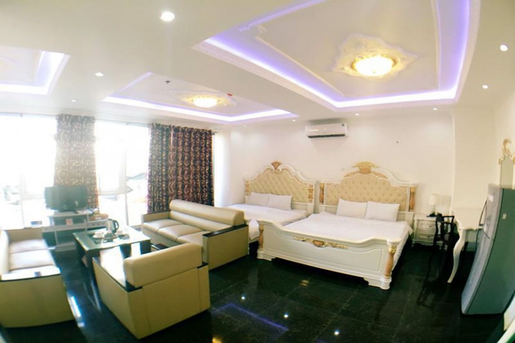 happyland hotel