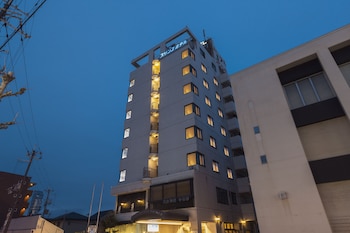 city hotel airport in prince