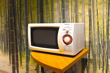 city hotel airport in prince