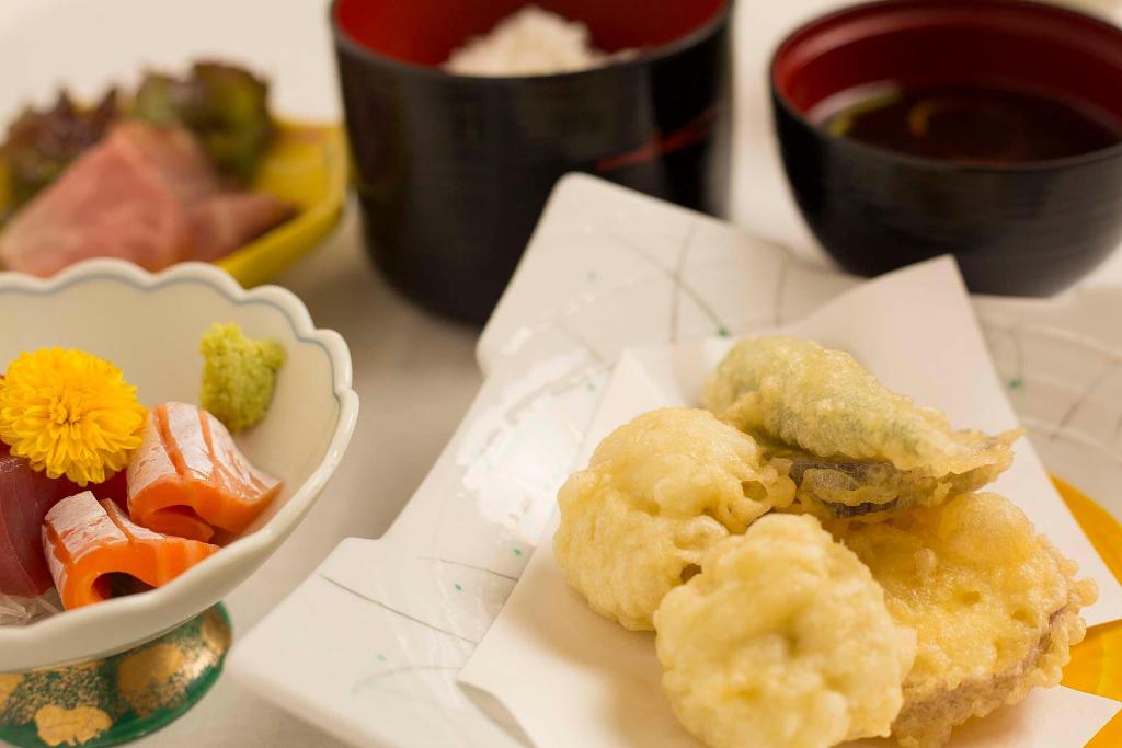 city hotel airport in prince