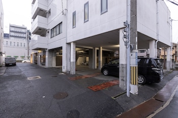 city hotel airport in prince