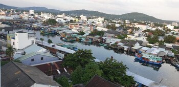 kim huong quang hotel