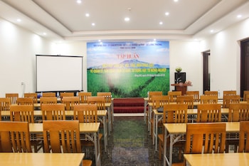 hoa binh hotel