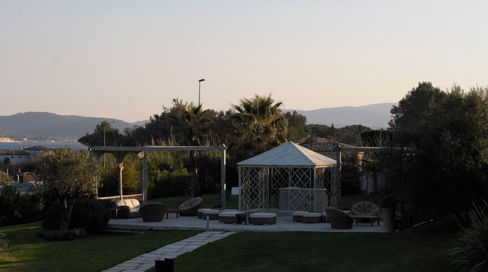 hotel villa les rosiers