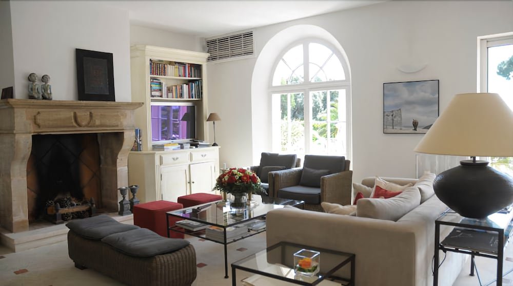 Hotel Villa Les Rosiers,Port Grimaud>>Grimaud,4 star