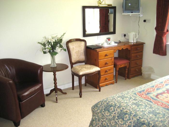 the dial house guest house