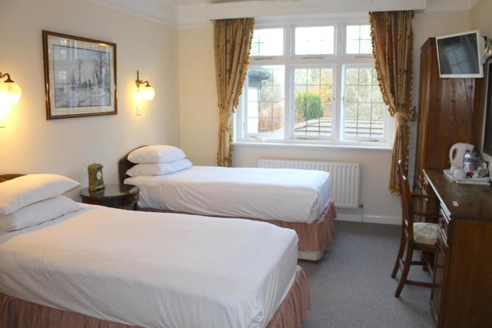 the dial house guest house