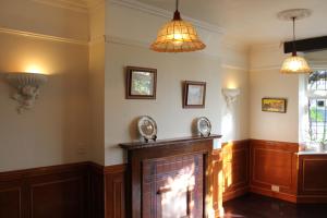 the dial house guest house