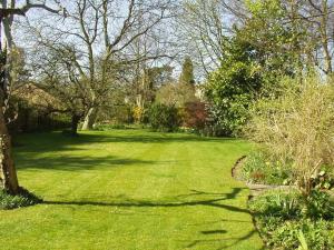 the dial house guest house