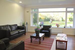 the dial house guest house