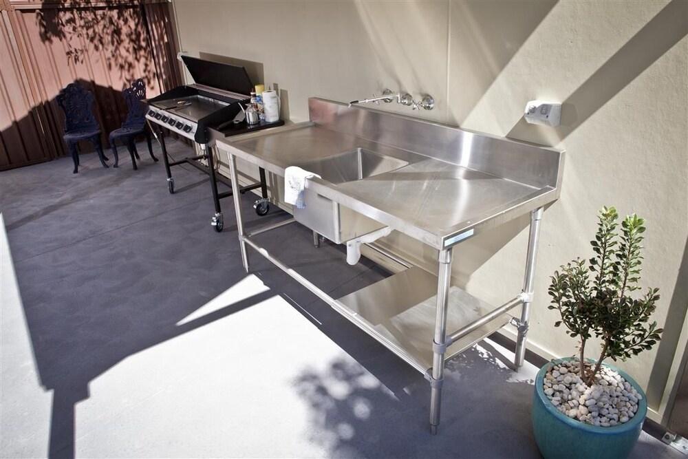 narellan motor inn