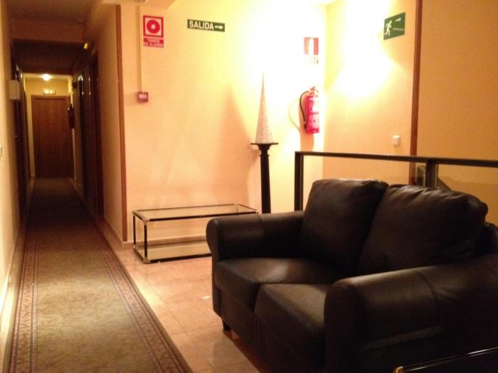 hostal aeropuerto