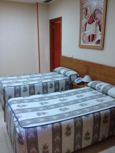 hostal aeropuerto