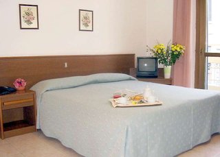 Hotel Adler,Via Giovanni Ricordi, 10,3 star