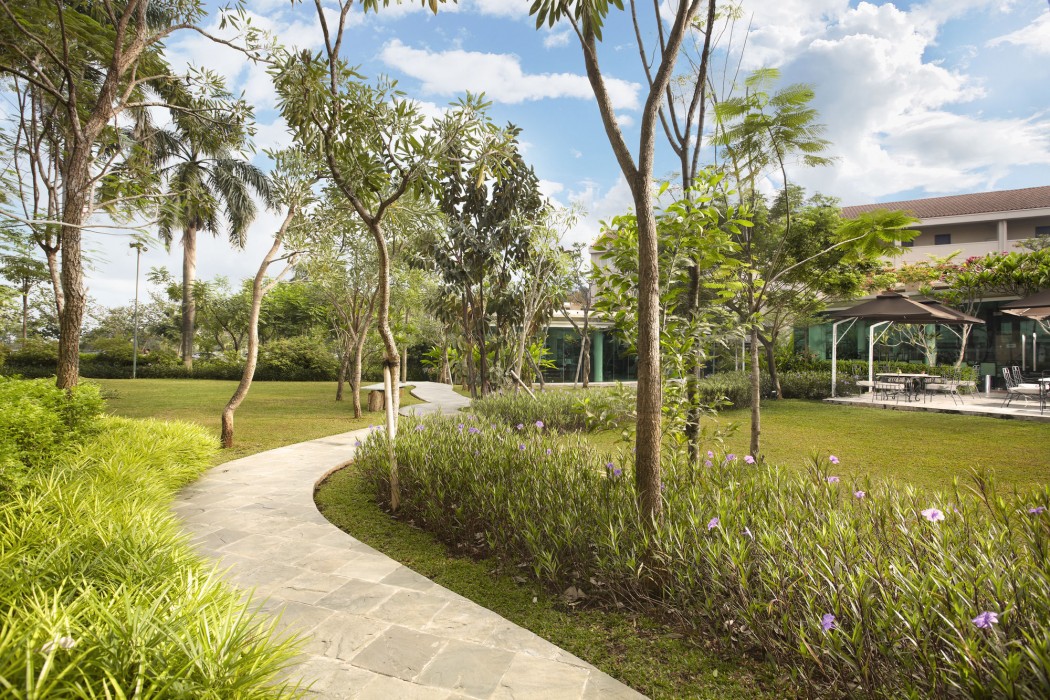 delonix hotel karawang