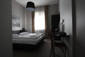Hotel Carlton,Frankfurt>>Bahnhofsviertel,3 star