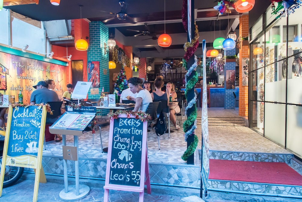khaosan art hotel