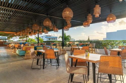 fiesta inn playa del carmen