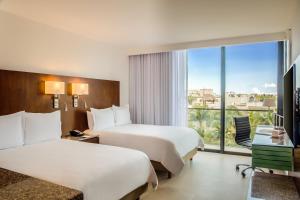 fiesta inn playa del carmen