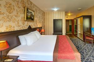 Hotel-Img