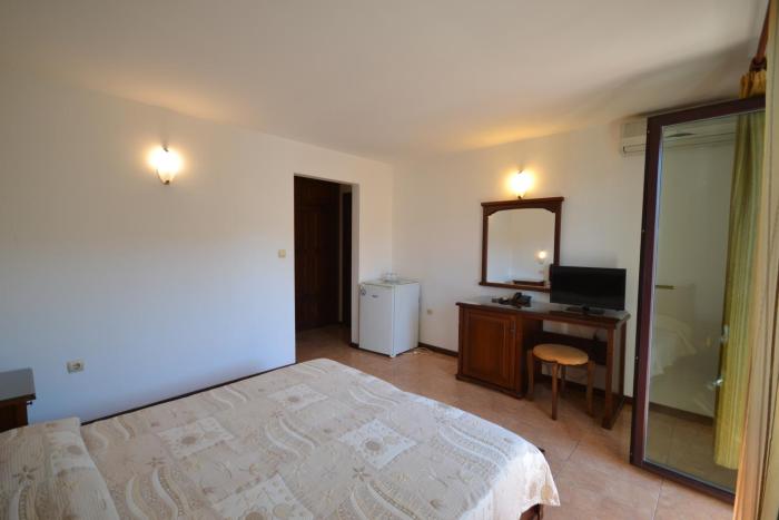 family hotel more
