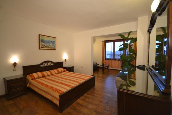 family hotel more