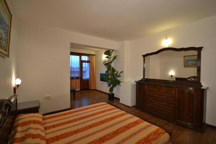 family hotel more