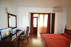 family hotel more