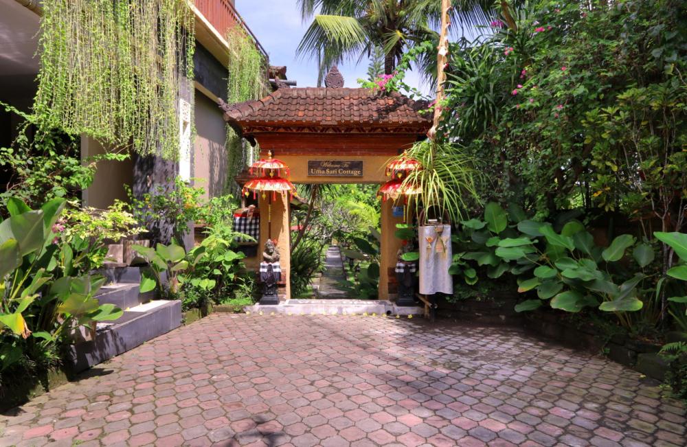 uma sari cottage
